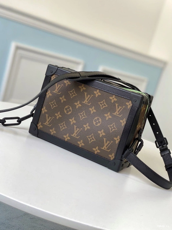 TRUNK VUITTON LOUIS SOFT 0727